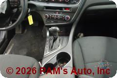 Vehicle photo 12