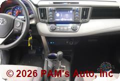 Vehicle photo 12