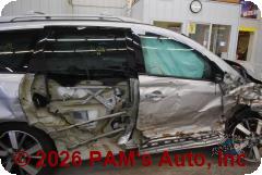 Vehicle photo 3