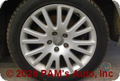 Vehicle photo 7