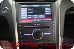 Vehicle photo 12