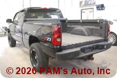 Vehicle photo 5