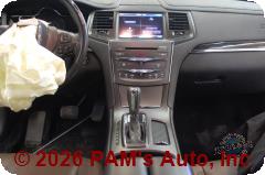 Vehicle photo 12