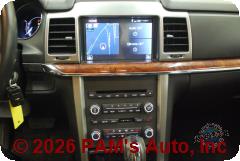 Vehicle photo 11