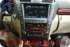Vehicle photo 12