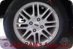 Vehicle photo 7