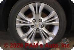 Vehicle photo 7