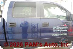 Vehicle photo 3