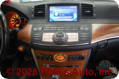 Vehicle photo 11
