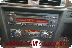 Vehicle photo 11