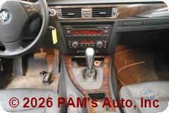 Vehicle photo 12