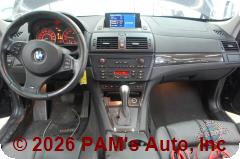 Vehicle photo 12