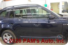 Vehicle photo 3