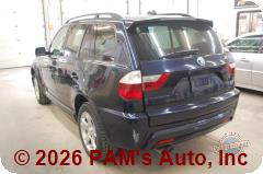 Vehicle photo 5