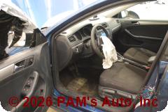 Vehicle photo 8