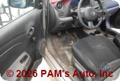 Vehicle photo 8