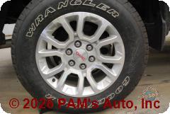 Vehicle photo 7