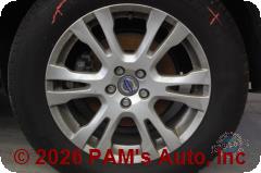 Vehicle photo 7