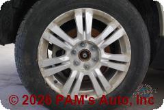 Vehicle photo 7