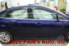 Vehicle photo 3