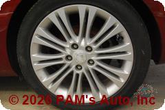 Vehicle photo 7