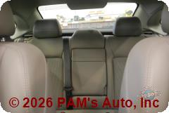 Vehicle photo 9