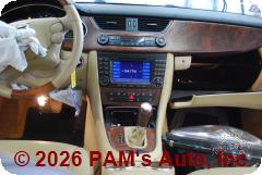 Vehicle photo 12