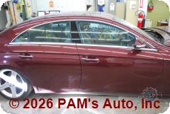 Vehicle photo 3