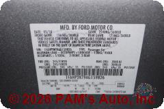 Vehicle photo 14