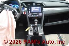Vehicle photo 12