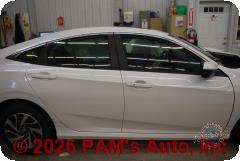 Vehicle photo 3