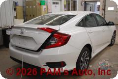 Vehicle photo 4