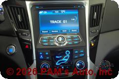Vehicle photo 11