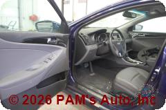 Vehicle photo 8