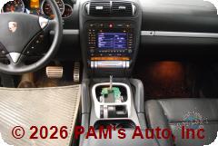Vehicle photo 12
