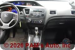 Vehicle photo 12