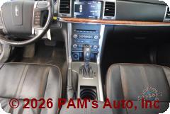 Vehicle photo 12