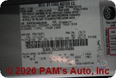 Vehicle photo 14