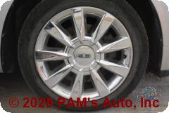 Vehicle photo 7