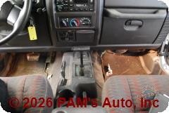 Vehicle photo 12