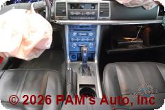 Vehicle photo 12