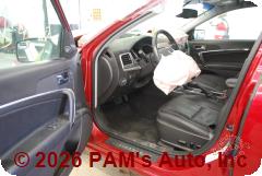 Vehicle photo 8
