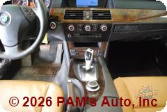 Vehicle photo 12