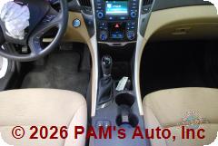 Vehicle photo 12