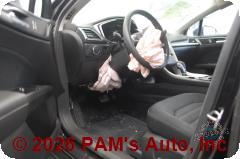 Vehicle photo 8