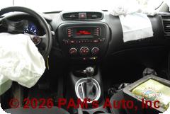 Vehicle photo 12