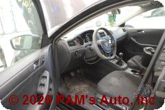 Vehicle photo 8