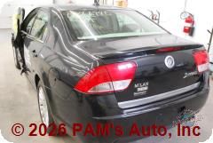Vehicle photo 5