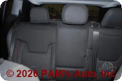 Vehicle photo 9