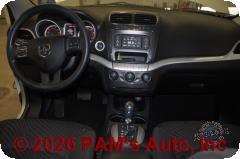 Vehicle photo 12